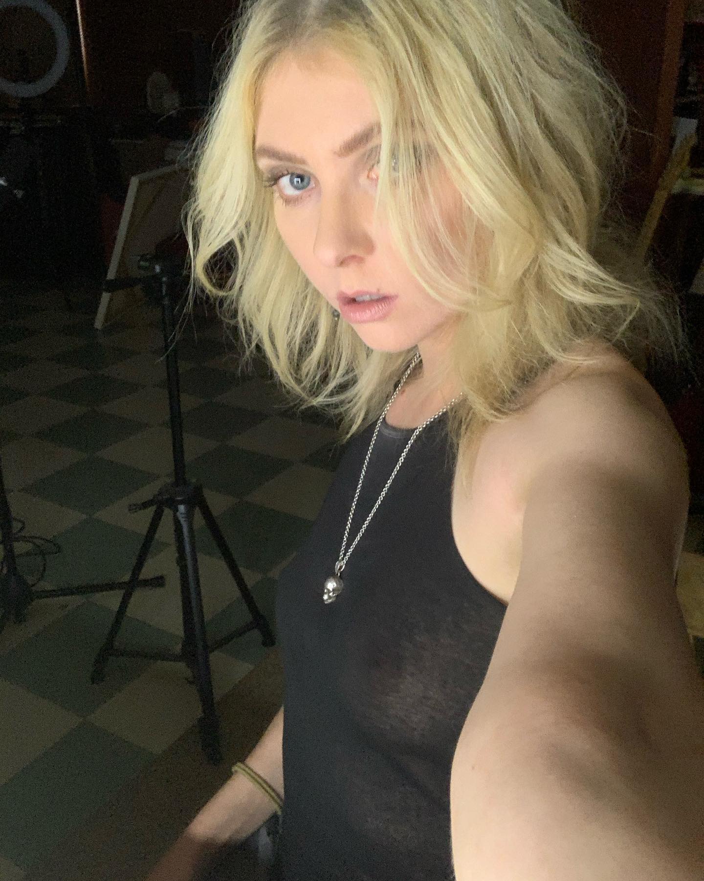 Taylor Momsen is Freeing The Nipple