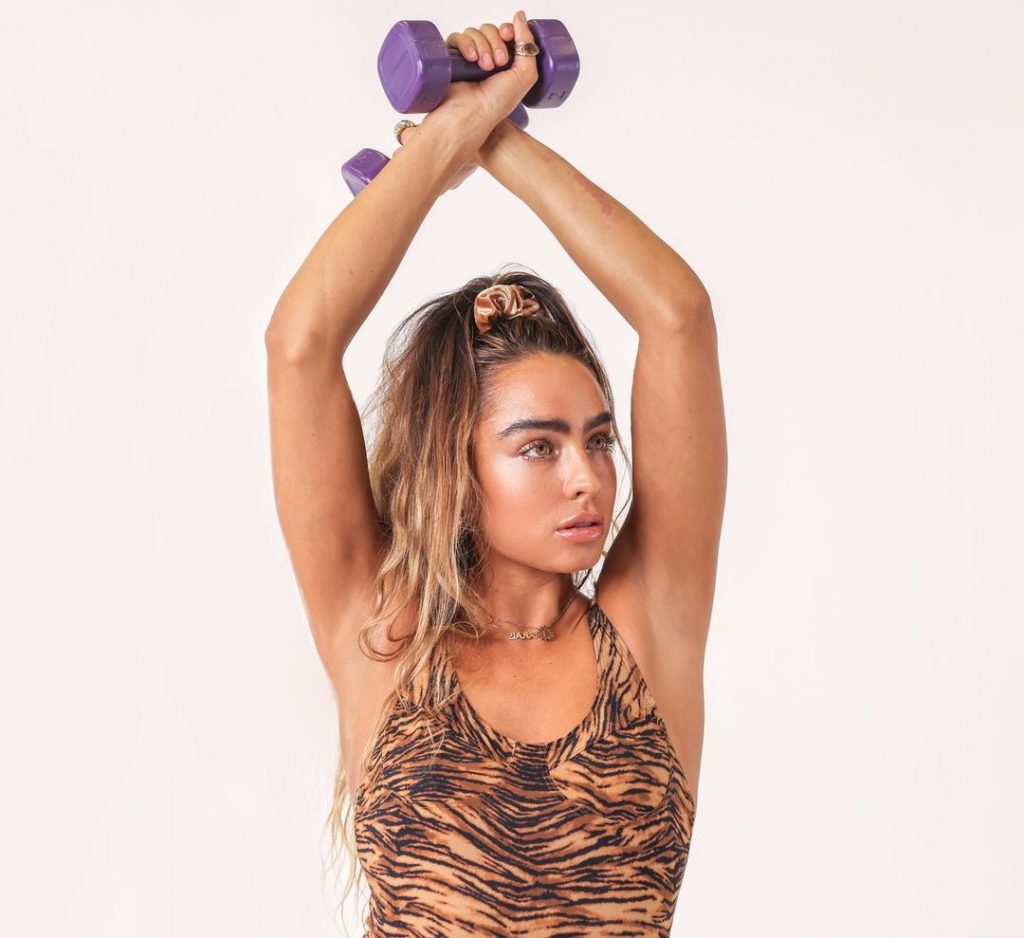 Sommer Ray Stays Fit!
